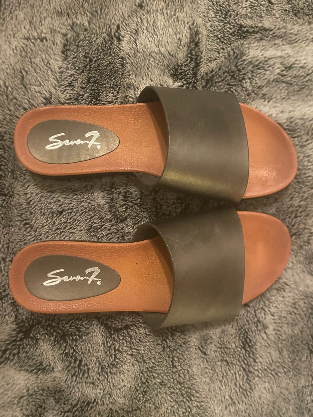 Seven7 Bronze metallic Slide Sandals size 7